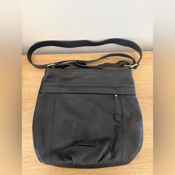 American Leather Co. Handbags - American Leather Co. Black Leather Acorn Double Entry Crossbody bag